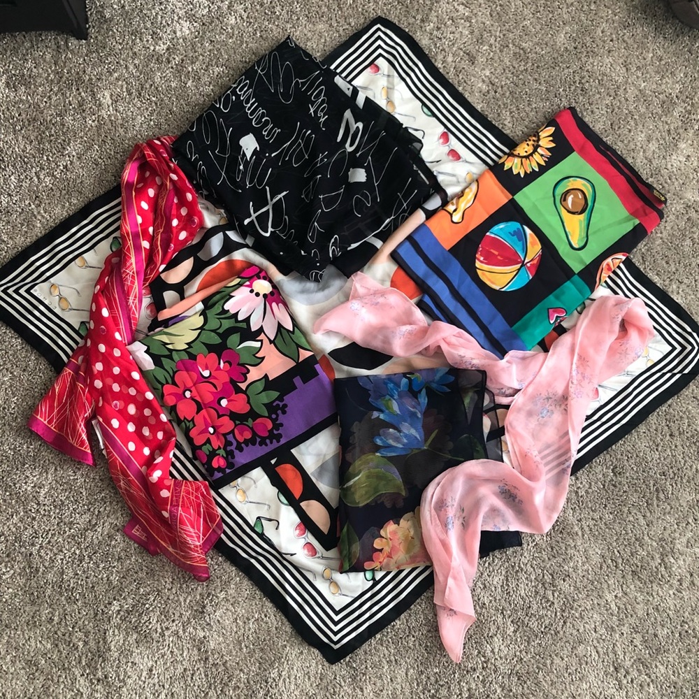 EIGHT Vintage Artistic Neck Scarves